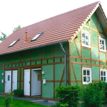 Ferienhaushaelfte Fleesensee
